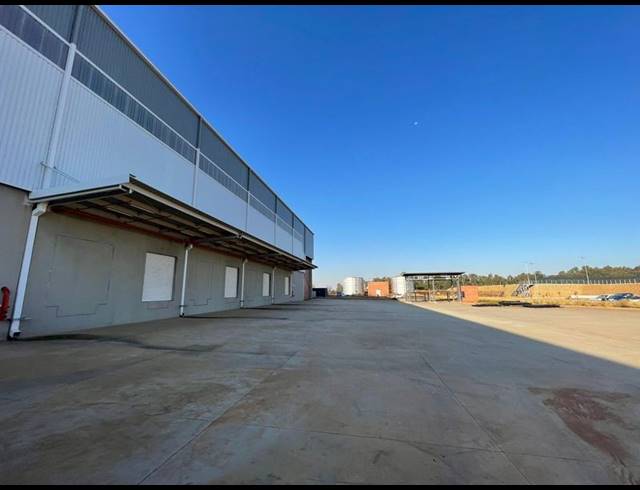 INDUSTRIAL PROPERTY TO RENT IN LOUWLARDIA